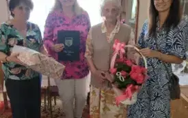 e2a5f428-e82a-4869-aedb-da5d6a3df574