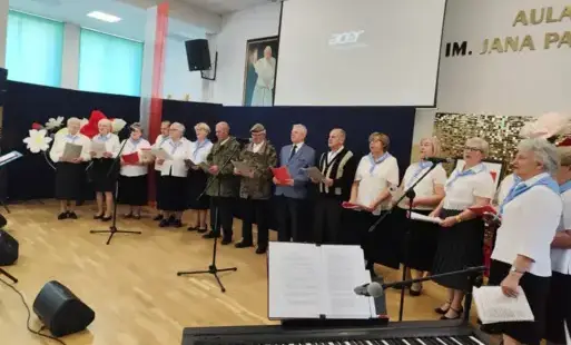 Zdjęcie do VIII Senioralny Festiwal Pieśni Patriotycznej i Piosenki Żołnierskiej &bdquo;Szlakami Bitwy nad Bzurą&rdquo;