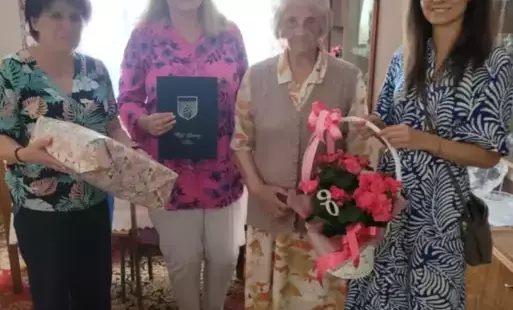 Zdjęcie do Jubileusz 90. Urodzin mieszkanki Gminy Ił&oacute;w